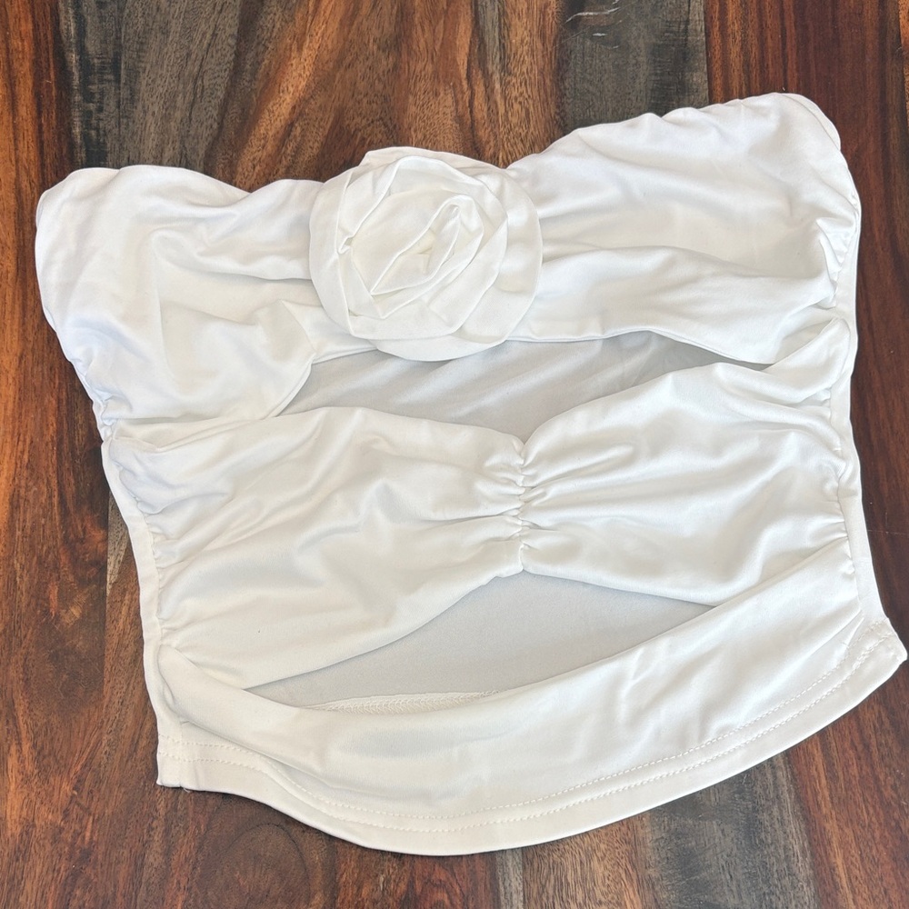 SHEIN White Strapless Top